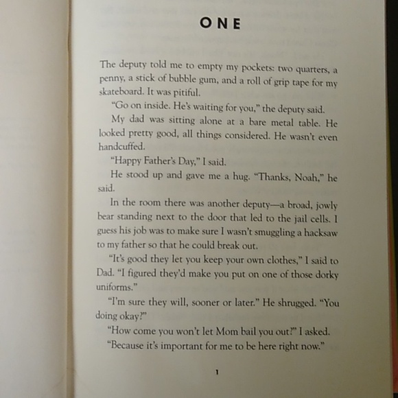 Carl Hiaasen Skink No Surrender Flush Chomp Junior Fiction Young Adult Chapter - Picture 12 of 16